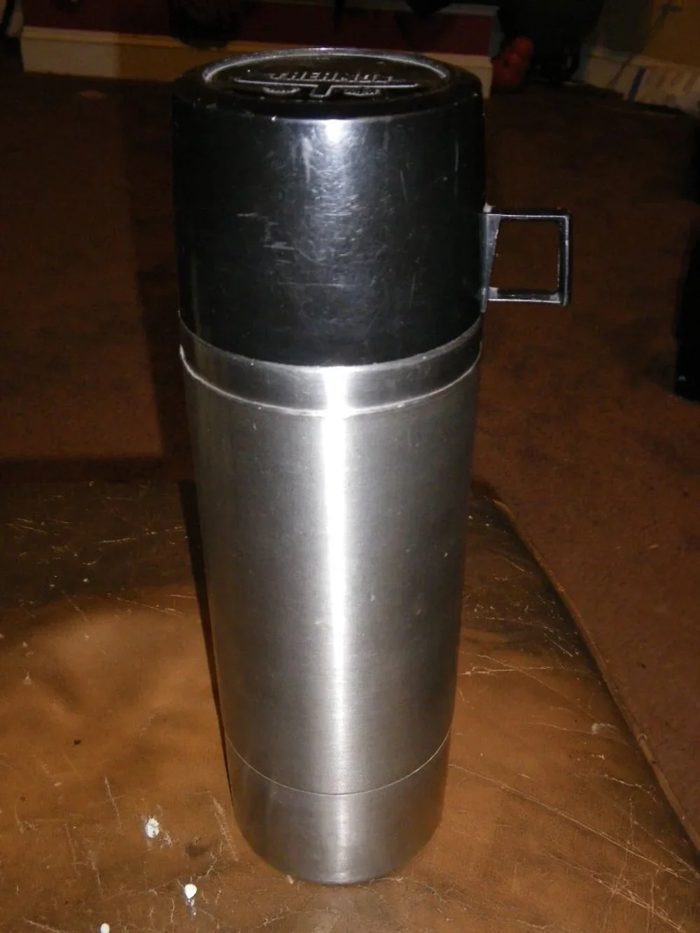 Vintage Classic Thermos Bottle 1 Liter 1.05 Quart USA Stainless Steel Model 2464